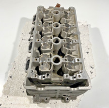 Testa cilindro motore + valvole Triumph TT600 TT 600 2000 - 2003 in buone condizioni