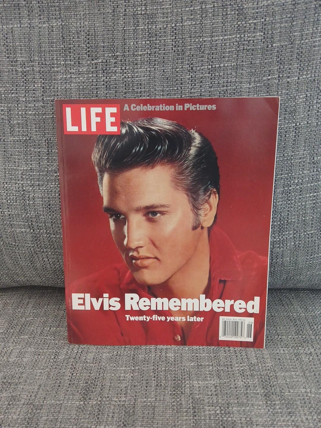 Life Elvis Presley A Celebration Of Life Softcover Book (Charles Hirshberg-2000)
