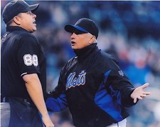 TERRY COLLINS  NEW YORK METS   ACTION SIGNED 8x10