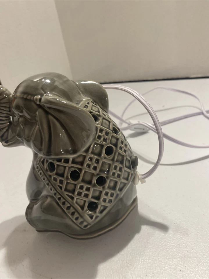 Ceramic Elephant Wax Warmer Accent Office Desk Bedroom Light Gray IR - Image 3 of 4