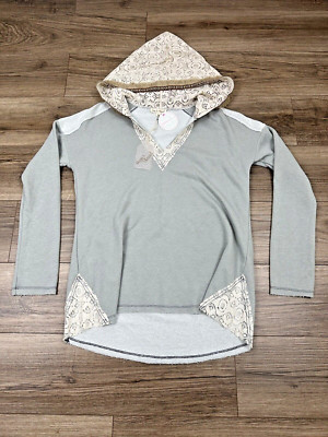 NWT Hem & Thread Tunic Women Size Large Gray Long Sleeve Boho Lace V-Neck Hoodie