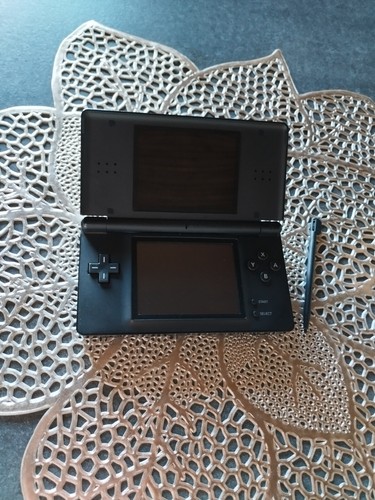 Nintendo DS lite + 135 juegos - Imagen 2 de 5