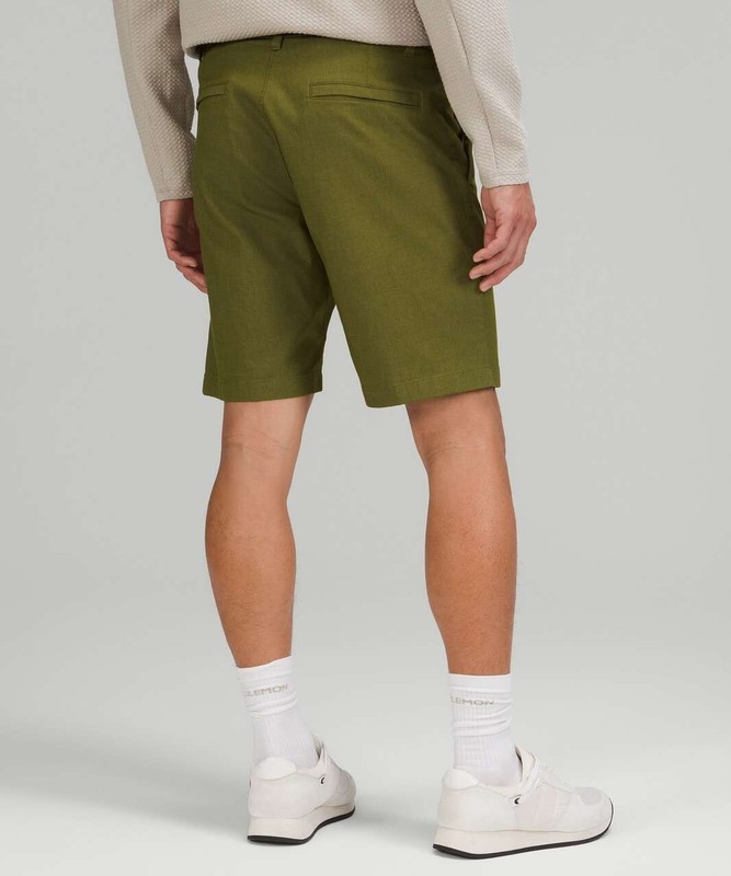 Lululemon Sz 34 Commission Short Mens Classic Fit 10" Juniper Green 5 Pocket