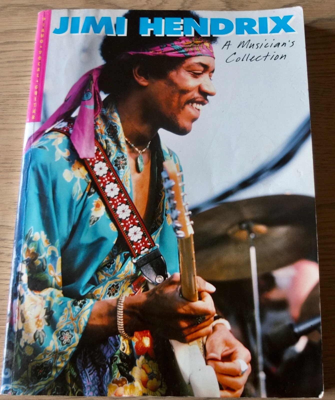 JIMI HENDRIX A MUSICIAN'S COLLECTION SONG BOOK PIANO VOCAL GUITAR (1991)
