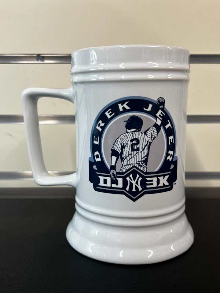 Taza de cerámica conmemorativa MLB New York Yankees Derek Jeter "DJ 3K" Foto 2 de 2