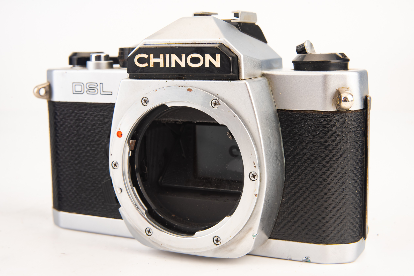 Chinon DSL 35mm SLR Film Camera Body Pentax K Mount Vintage TESTED V28