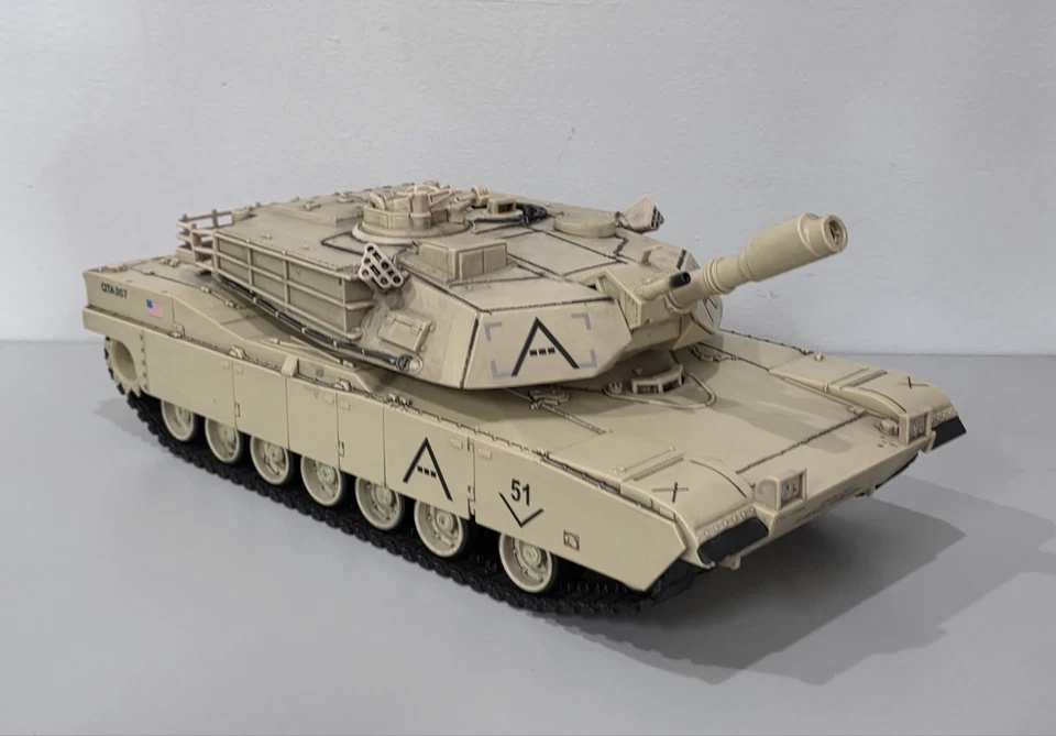 Forces of Valor Bravo Team 1:18 Scale M1A1 Abrams Tank Unimax 2011 NO BARREL END - Image 3 of 4