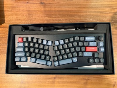 KEYCHRON Q8 ALICE LAYOUT QMK CUSTOM KEYBOARD KNOB VERSION WIRED - BLACK