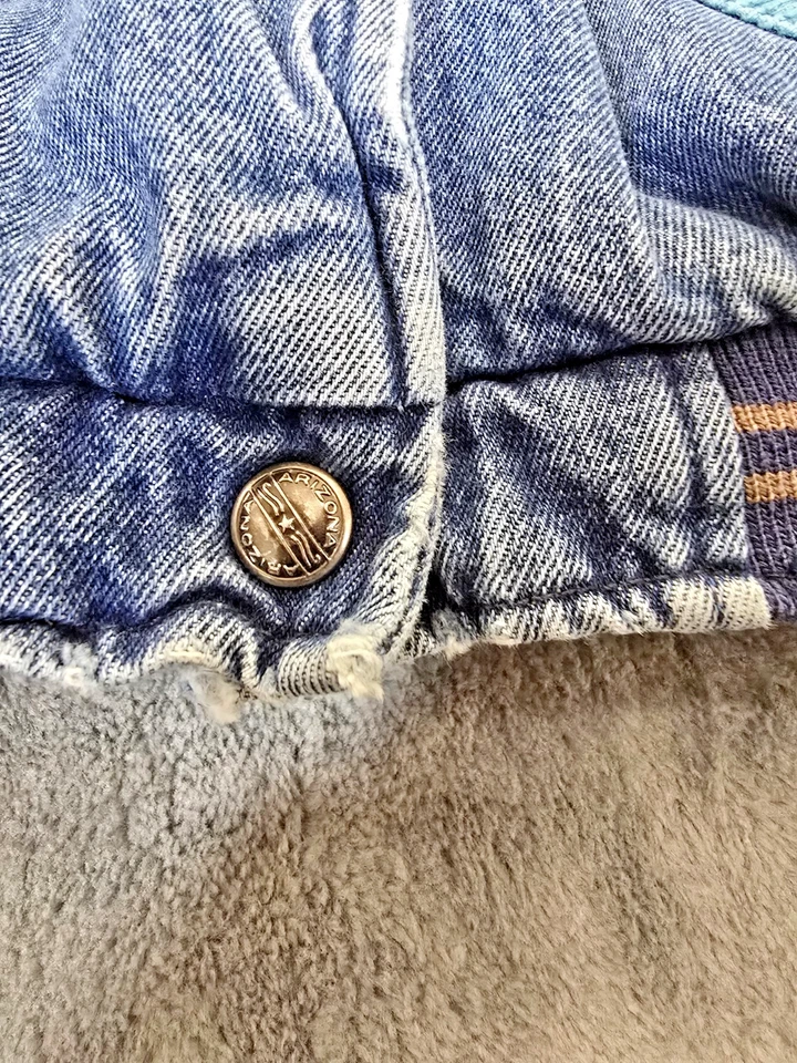 Chaqueta de Colección Arizona Niños Talla 5 Azul Denim Acolchada Frente a Presión Forrada Bordada Y2K Foto 4 de 4