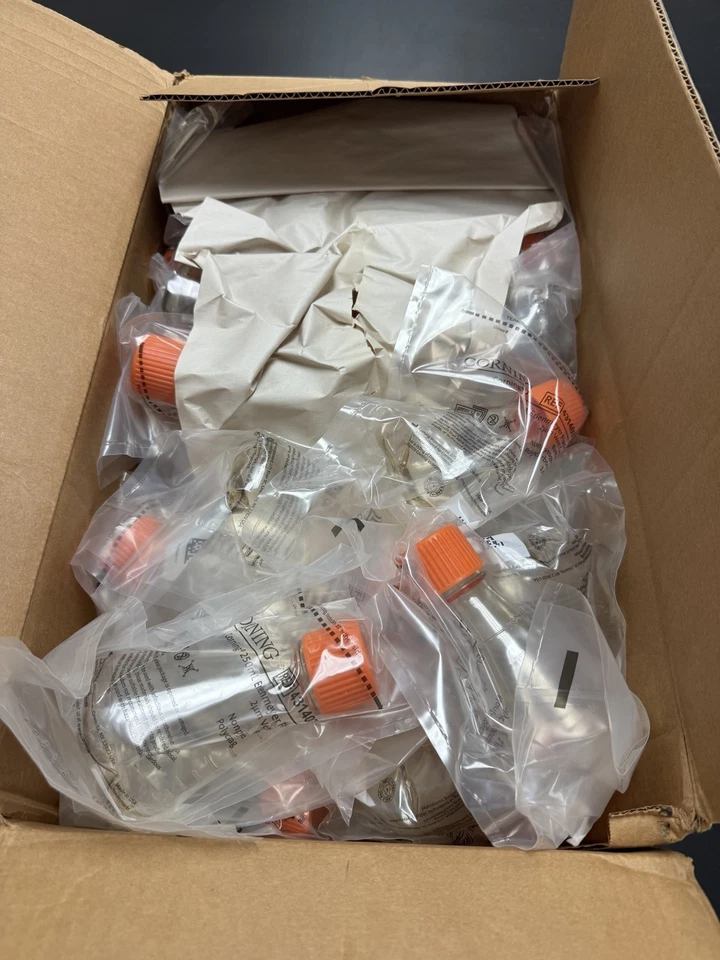 Frasco estéril Corning 250 ml PC deflector Erlenmeyer con tapa ventilada 431407 (50/cs) Foto 2 de 4