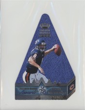 1999 Pacific Crown Royale Dark Blue 18/35 Cade McNown #1 0c3