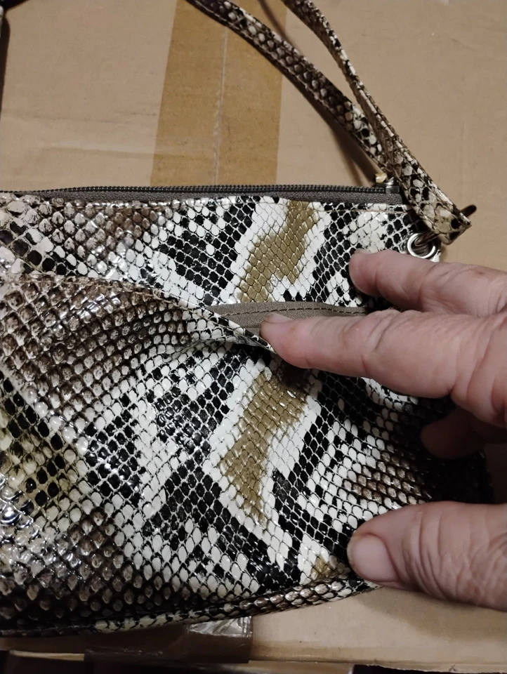 Rosetti Python Snake Faux Leather Crossbody Bag  Zip Purse Excellent Condition  - Image 2 of 4