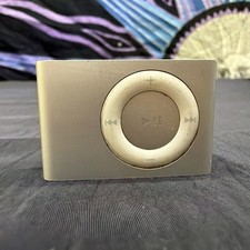 Apple iPod Shuffle 2nd Generation Model A1204 Silver