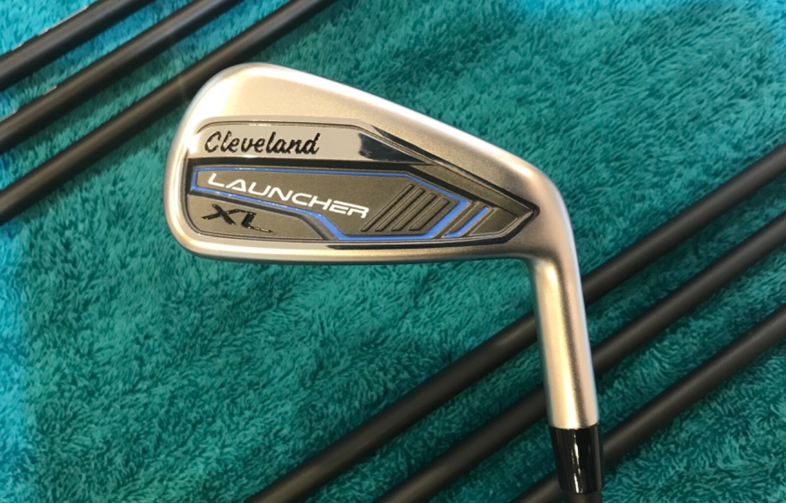 Cleveland launcher Xl ladies iron set eBay