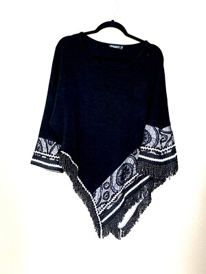 Dor Dor Couture Women s Black and White Poncho Pullover Sweater With Fringe Sz M