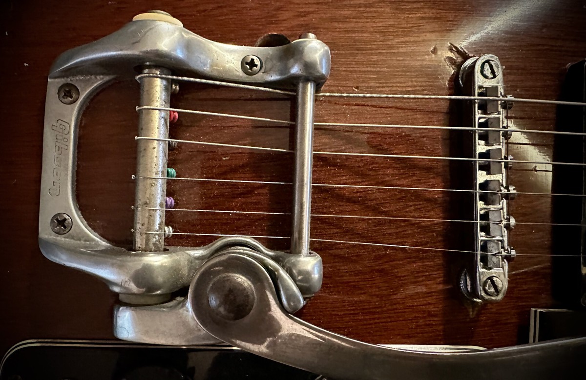 ビンテージ！Gibson SG DELUXE 1972年製　ギブソンレスポール 1972 Gibson SG Deluxe: Repair, Review and Demo. - YouTube