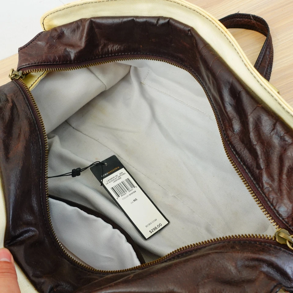 Cartera de cuero holgada BCBGMAXAZRIA marrón bicolor fin de semana malla tejida PVC $298 Foto 3 de 4