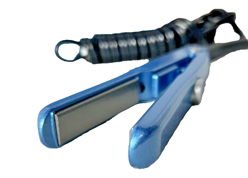 Nano Titanium ~BaByliss Pro~ 1/2" `Flat Iron or Hair Straightener-Case-Tested - Picture 2 of 6