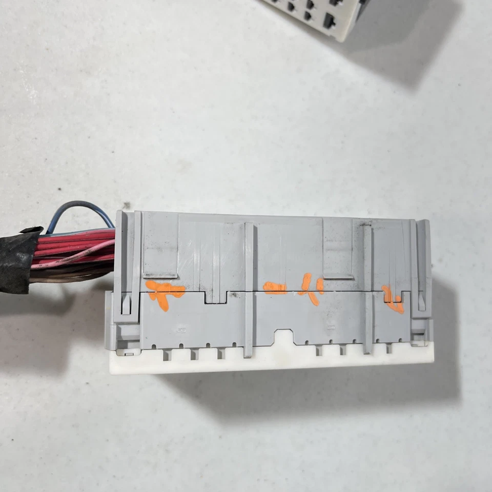 Chevrolet Express GMC Savana 2008-2009 furgoneta conectores de caja de fusibles 25888289/25888290 Foto 4 de 4