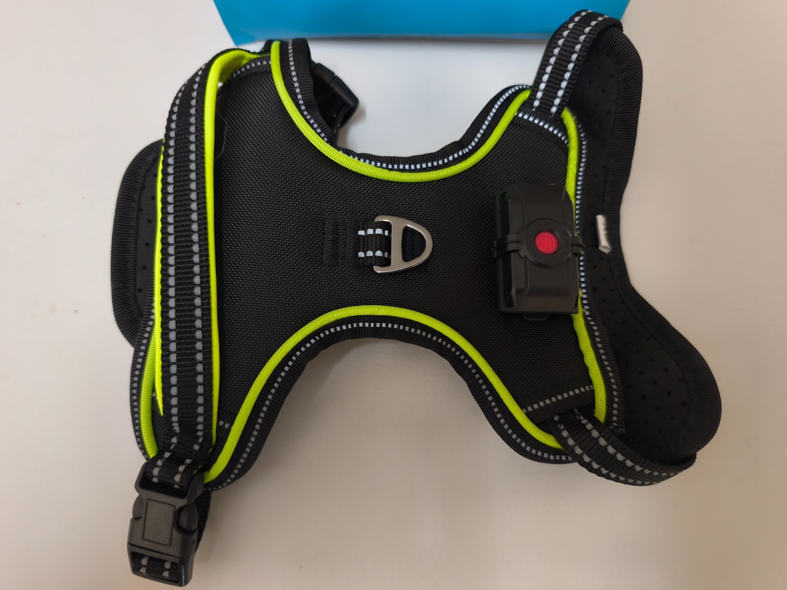 Imbracatura / Pettorina per Cani con Luce LED e Dettagli Riflettenti