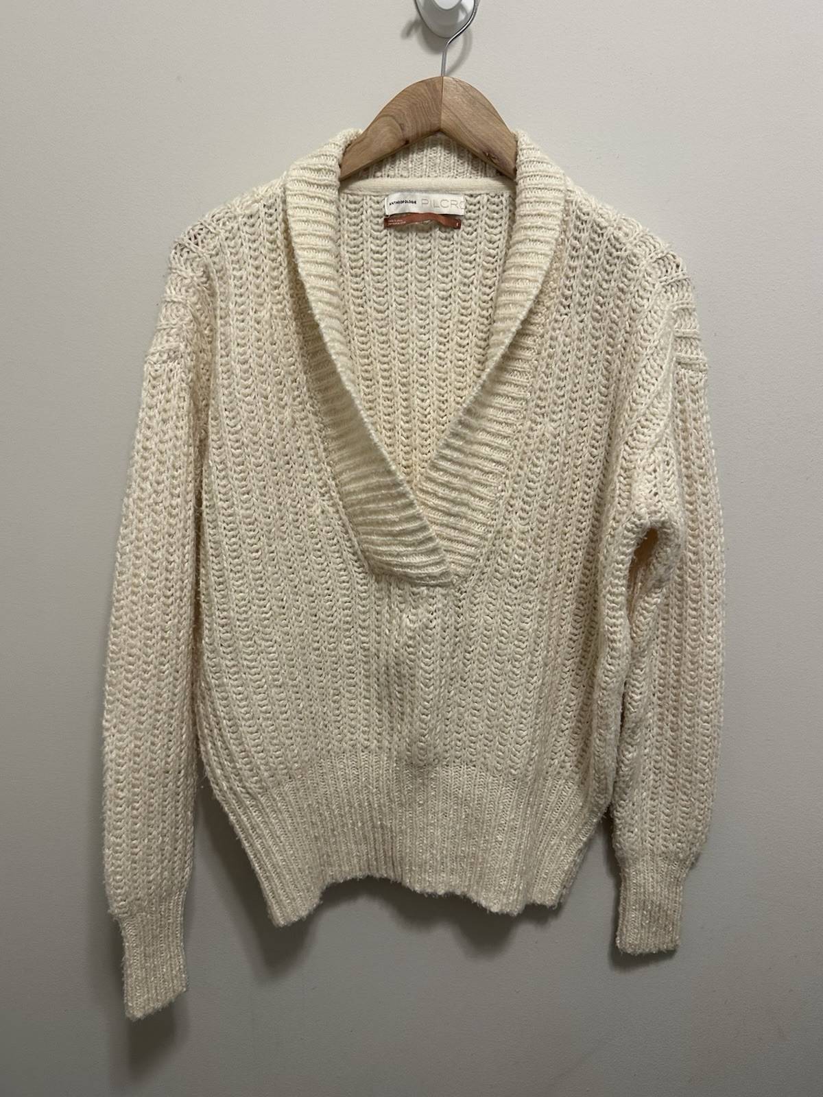 Pilcro Anthropologie Sweater Size Small Beige Wool Blend V Neck Pullover Knit