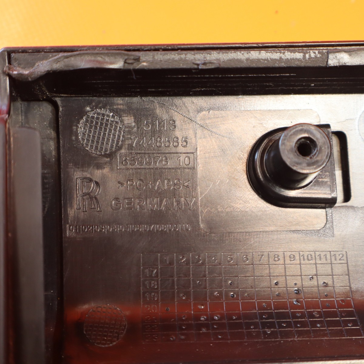 ROLLS ROYCE CULLINAN DOOR MOLDING LEFT FRONT 2021 2022 2023 51137448585