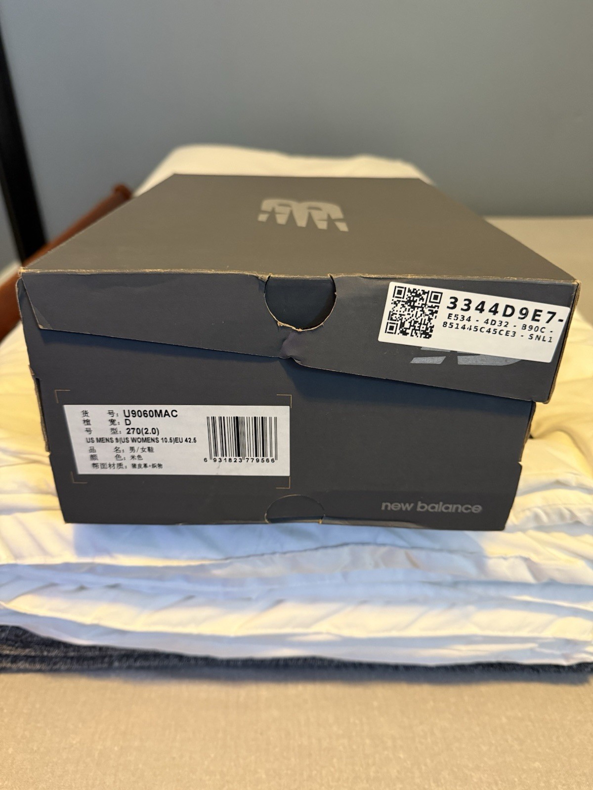 Size 9 - New Balance 9060 Sea Salt Surf image 6