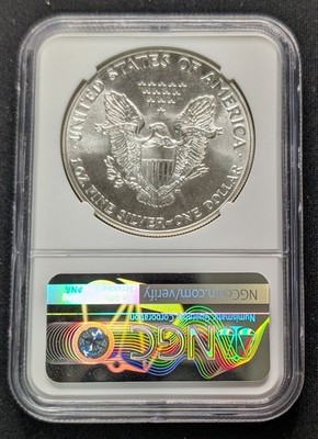 1986 American Silver Eagle ~ NGC MS69 ~ 1 oz .999 Fine