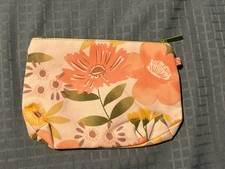 Thirty One Mini Zipper Pouch 3013AL100000 Morning Floral
