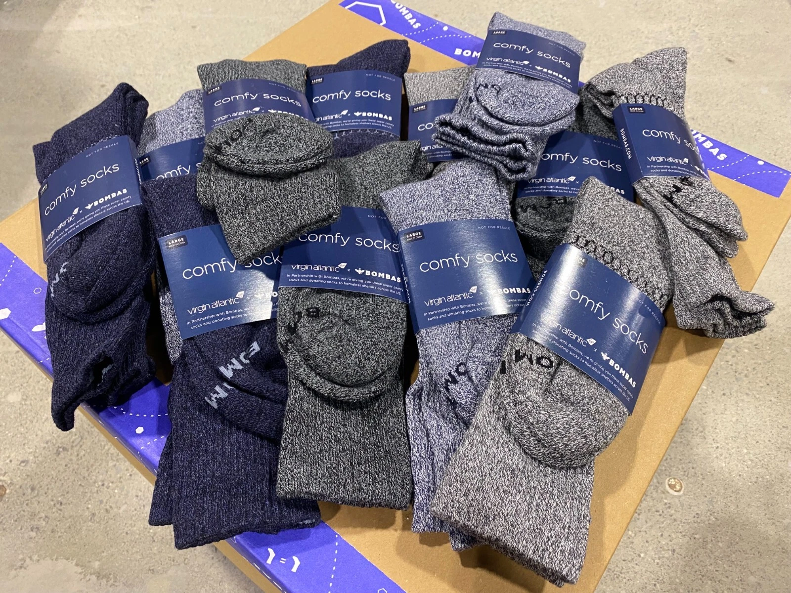 Bombas Calf Socks Large Assorted Gray Solid 12-Pack | Virgin Atlantic | NWT
Opens in a new window or