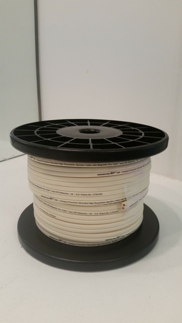 monster xp speaker cable with magnetic flux tube