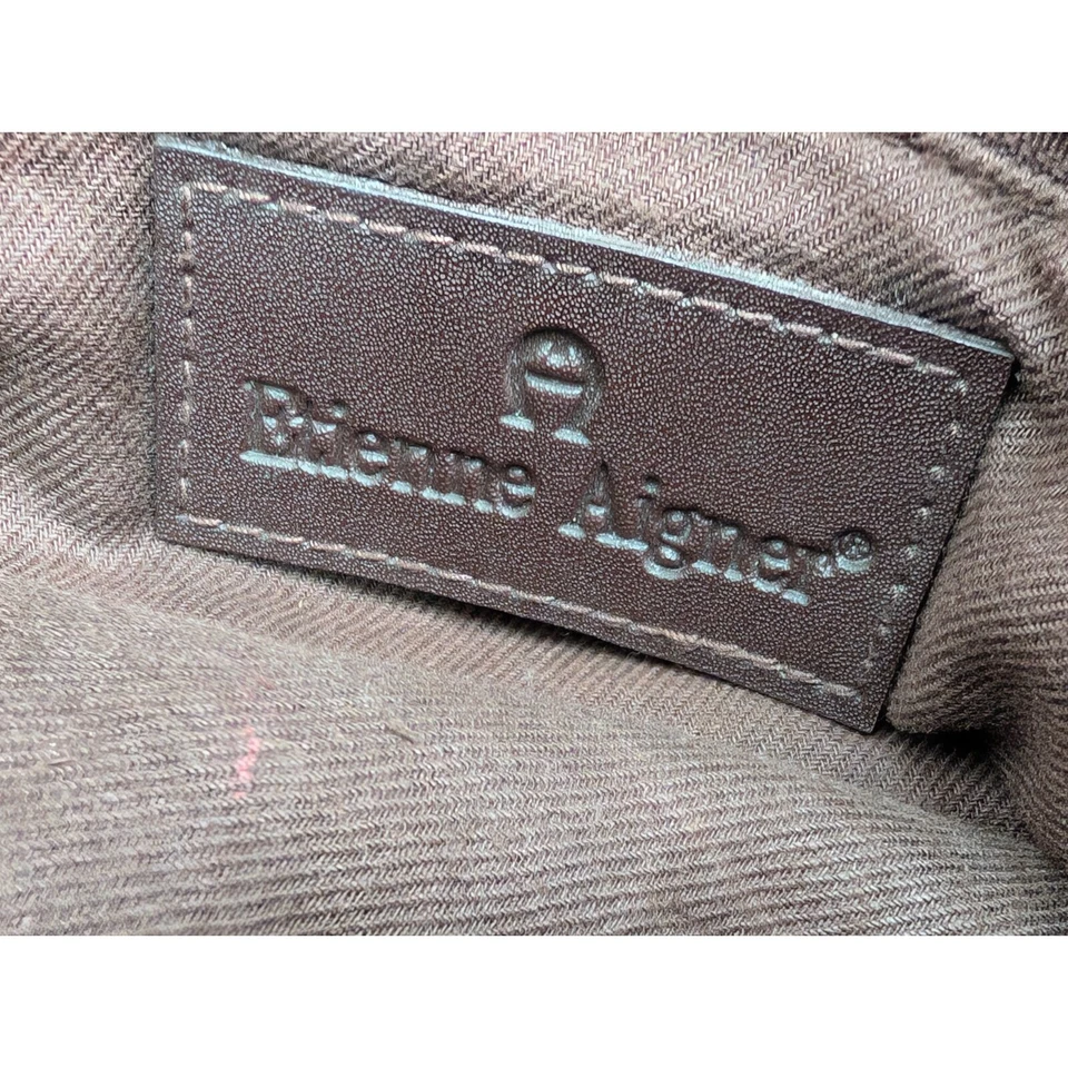 Bolso de Mano Etienne Aigner Monograma Marrón Borgoña Cartera de Hombro Imitación Cuero Borde Foto 2 de 4