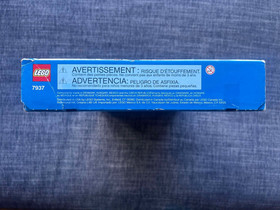 LEGO CITY: Train Station (7937) New in Sealed Box with Box Wear - see photos