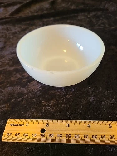 Vintage Fire-King White Milk Glass 5" Cereal / Soup / Chili Bowl