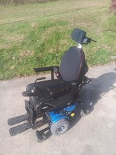 Quantum J6 Power Wheelchair