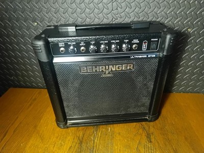 Behringer Ultrabass BT108 Bassgitarrenverstärker 15W Combo Amp SERVICED* GARANTIE