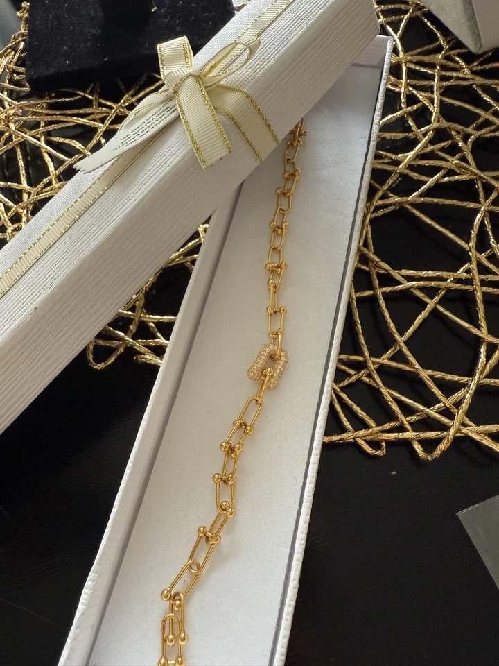 Auténtica pulsera de herrajes de oro macizo saudí de 18k  Foto 4 de 4