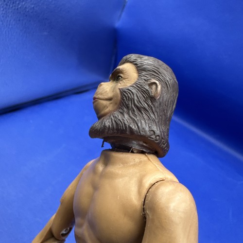 VINTAGE Cornelius 1974 MEGO PLANET OF THE APES 8" ACTION FIGURE No Clothes - Picture 4 of 9