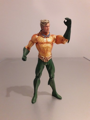 DC Comics Aquaman 52 Essentials 7" Action Figure 2016 - Picture 7 of 7