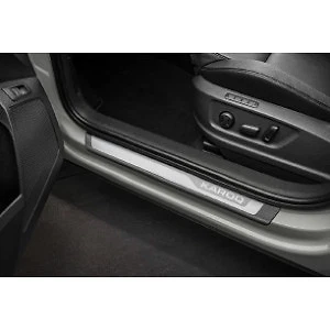 Skoda karoq deals door sill protectors