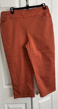 Croft  Barrow 10 Stretch Capris Pull on Front Pockets Cotton/Poly/Rayon/Spndx