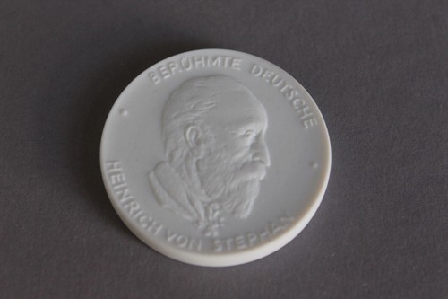 4 Meissen Porzellan Medaillen Heinrich von Stephan Schiller Goethe Medico Palais - Picture 2 of 9