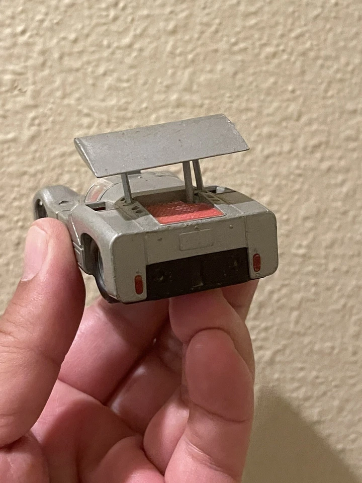 Solido 169 Chaparral 2F Silver Color With #7 Decal Made In France 1/43 Scale - Image 3 of 4