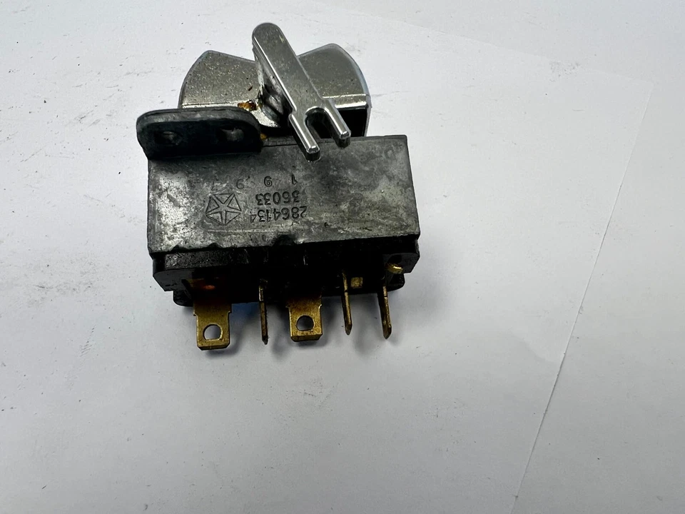 1968-1969 Dodge Charger 70 Plymouth Superbird переключатель фар 3004113 новый из старых запасов - Изображение 3 из 4