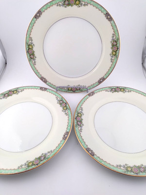 Noritake Fairmont 6102 Gold Trim Salad Dessert Plates 7 5/8'' - 3