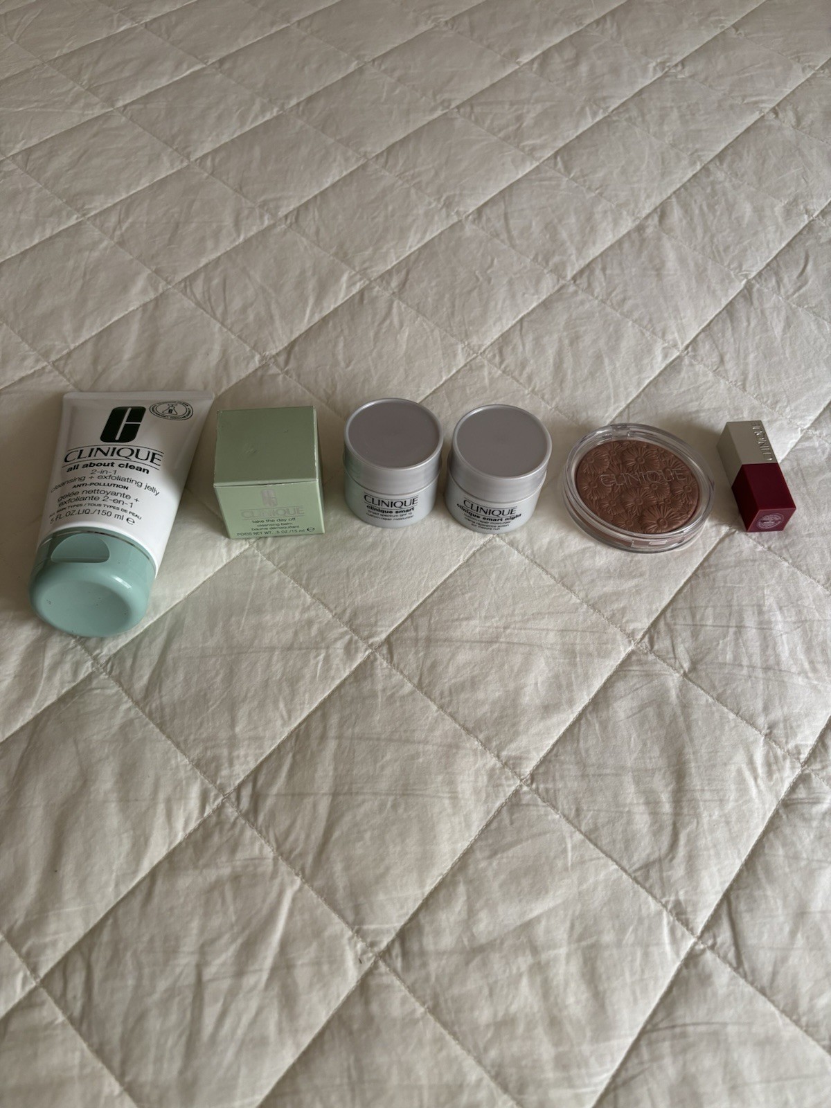 SALE!!! CLINIQUE All About Clean and Bronzer 4 Trial product