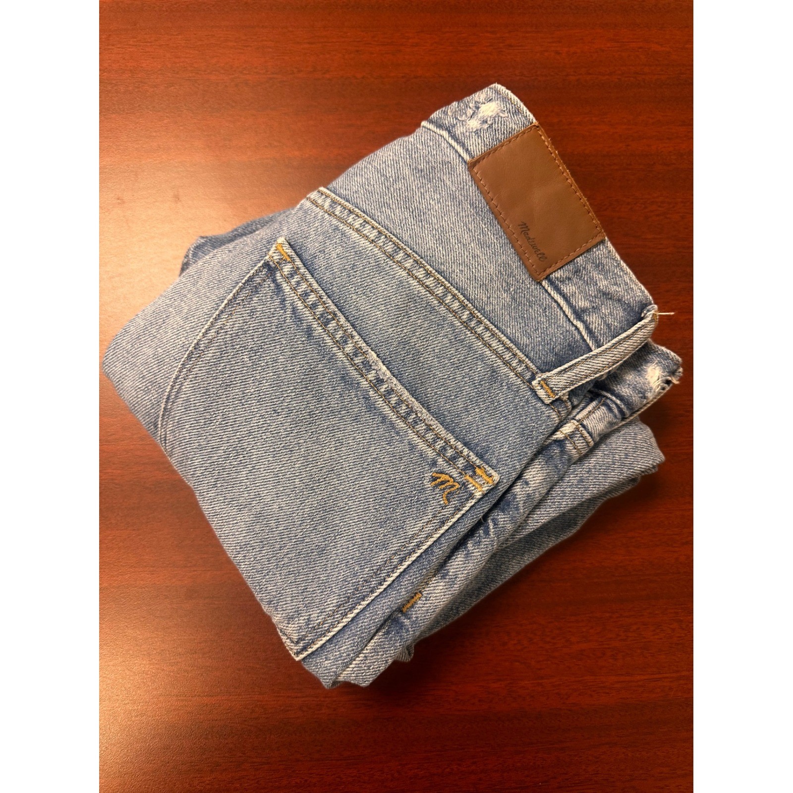 Madewell The Mom jeans Womens Size 25 Light Wash Distressed Denim Streetwear
