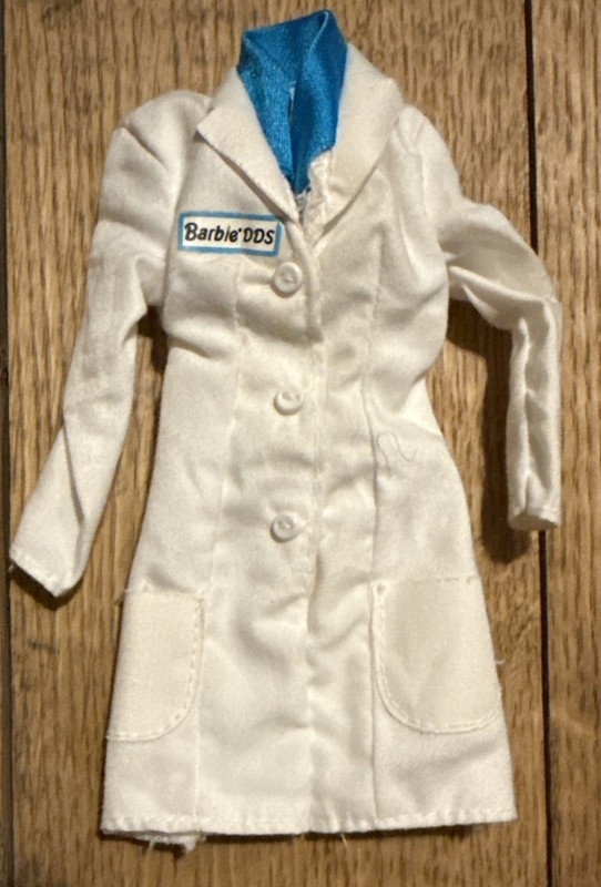 Vintage Mattel Barbie DDS Dentist Barbie White Coat Preowned