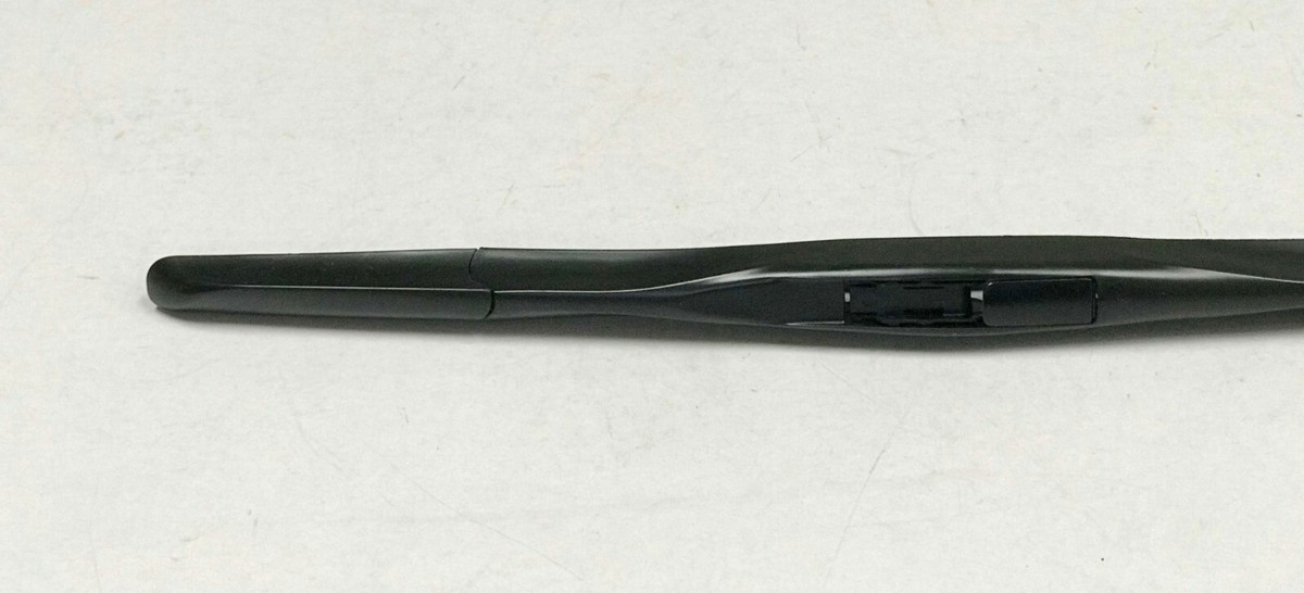 OEM 98360J7000 Front Wiper Blade RH for 2017 - 2019 Hyundai