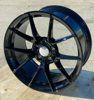 19x8.5 +35 / 19x9.5 +35 5x120 Gloss Black 19